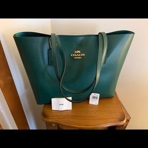 Coach tote